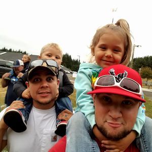 Meet your Posher, Adam